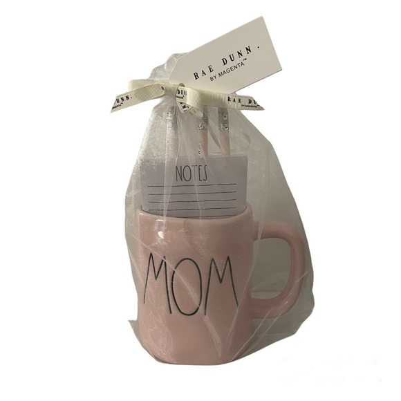 🩷 Rae Dunn 🩷 Mom Ceramic Mug Gift Set with Notepad and Pencils NWT - Picture 1 of 8